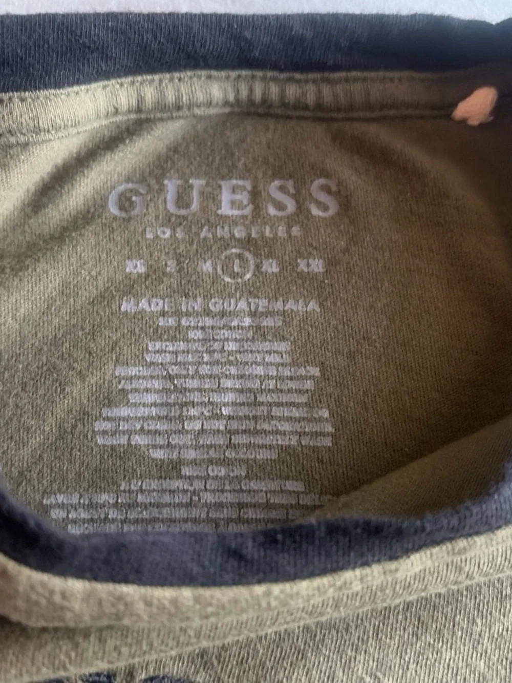 GUESS Los Angeles Olive Green Logo Short Sleeve Tee - Picture 2 of 2